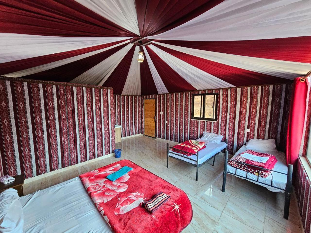 Bed and Breakfast Beduin Star Trail Camp Вади-Рам Экстерьер фото