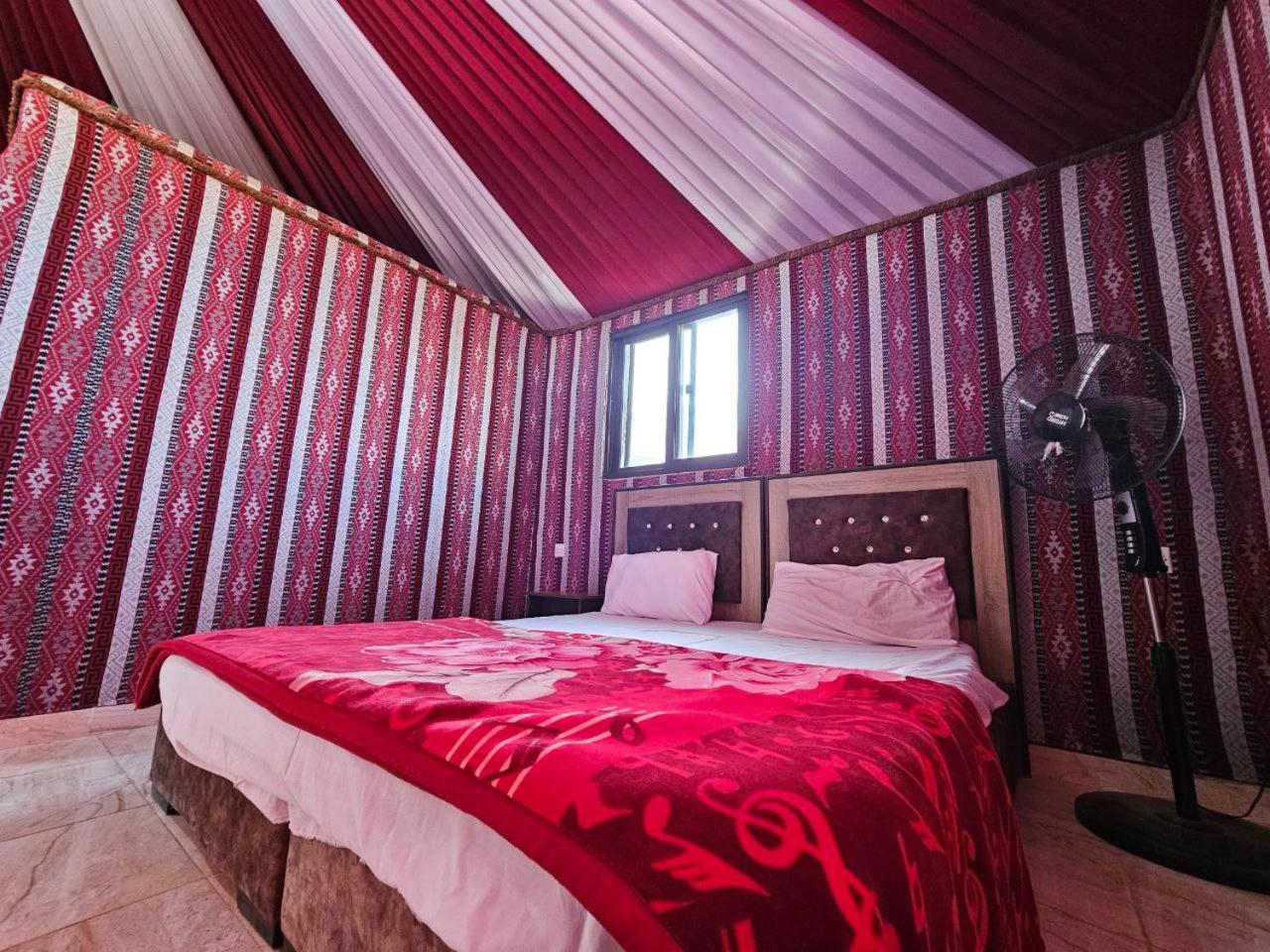 Bed and Breakfast Beduin Star Trail Camp Вади-Рам Экстерьер фото
