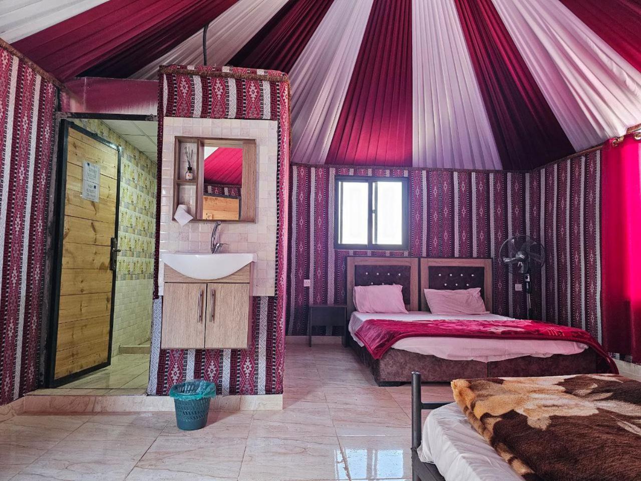 Bed and Breakfast Beduin Star Trail Camp Вади-Рам Экстерьер фото