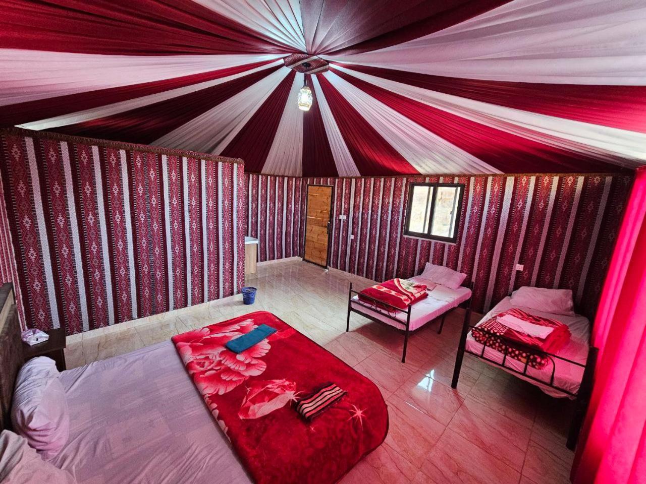 Bed and Breakfast Beduin Star Trail Camp Вади-Рам Экстерьер фото