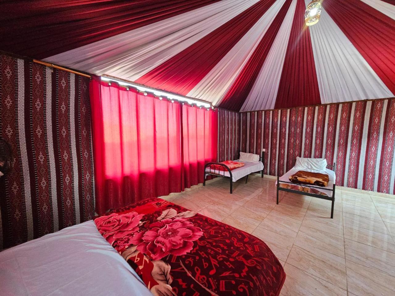 Bed and Breakfast Beduin Star Trail Camp Вади-Рам Экстерьер фото