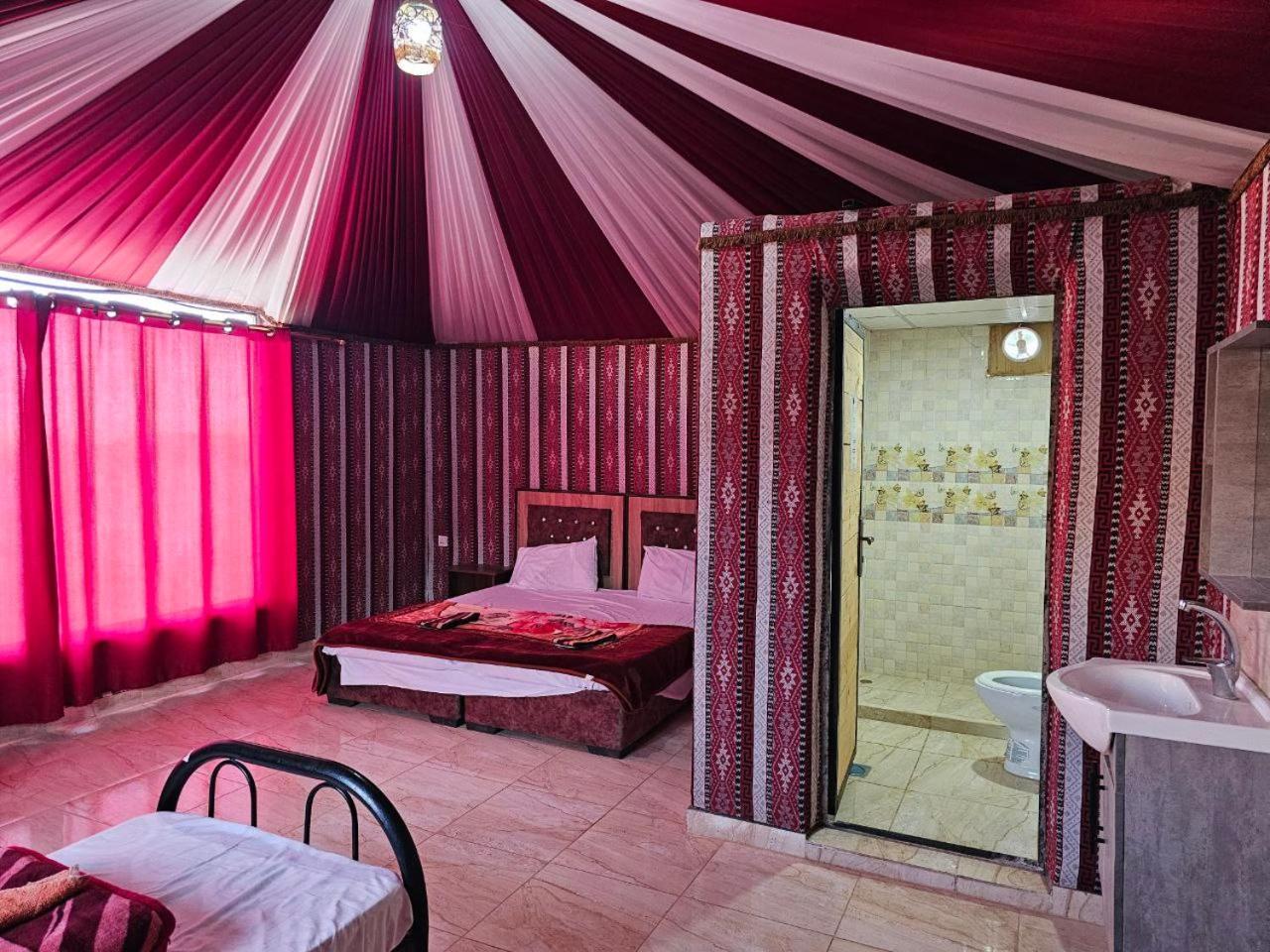 Bed and Breakfast Beduin Star Trail Camp Вади-Рам Экстерьер фото